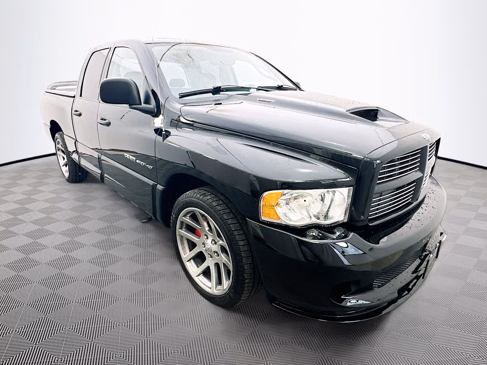 2005 Dodge Ram 1500 SRT-10 Base Quad Cab Upper Image 1