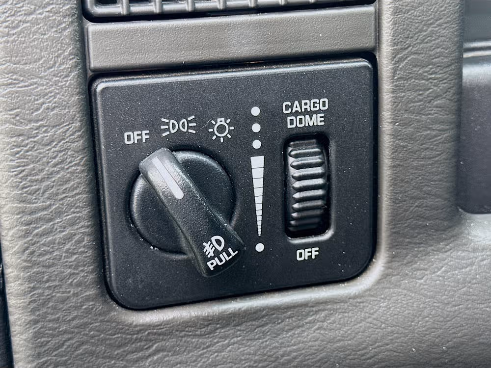 2005 Dodge Ram 1500 SRT-10 Base Quad Cab Image 10