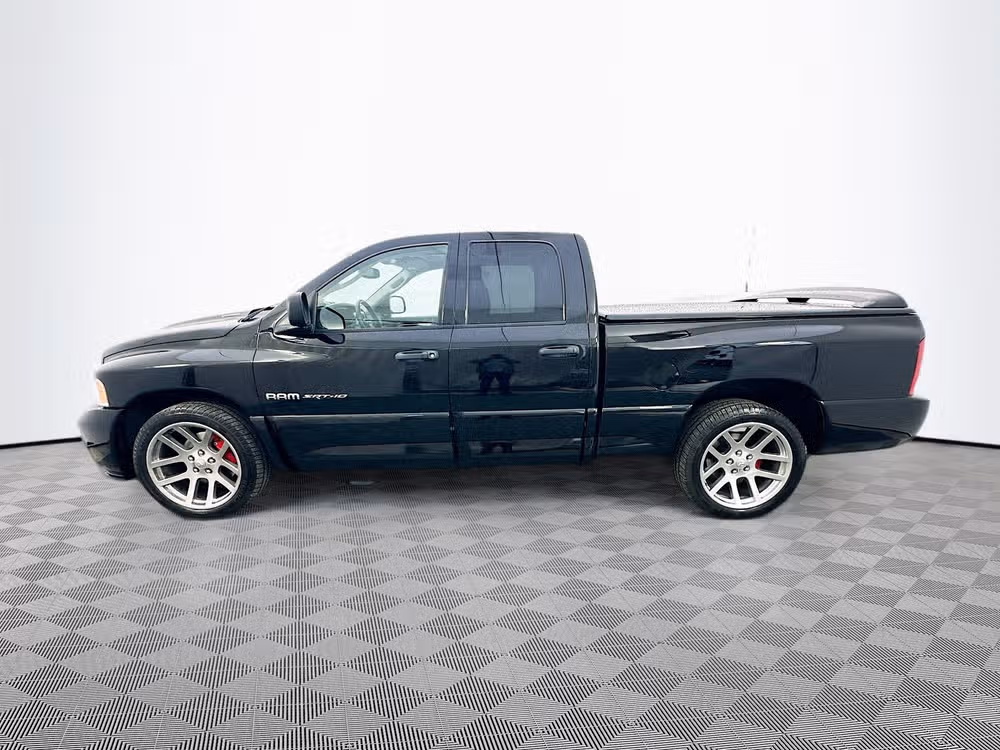 2005 Dodge Ram 1500 SRT-10 Base Quad Cab Image 4