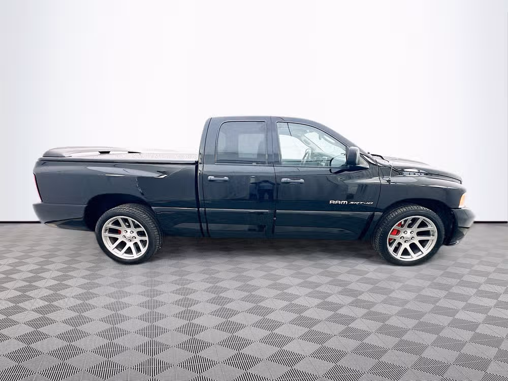 2005 Dodge Ram 1500 SRT-10 Base Quad Cab Image 8