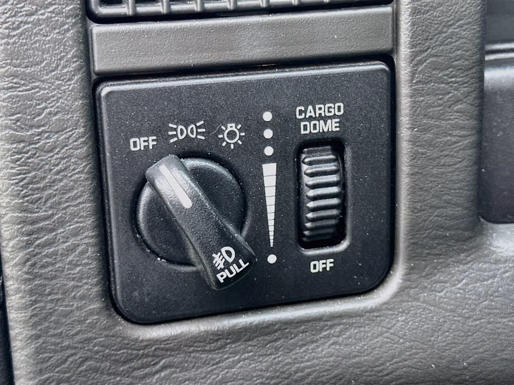 2005 Dodge Ram 1500 SRT-10 Base Quad Cab Image 10