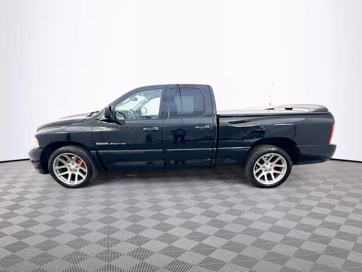 2005 Dodge Ram 1500 SRT-10 Base Quad Cab Image 4