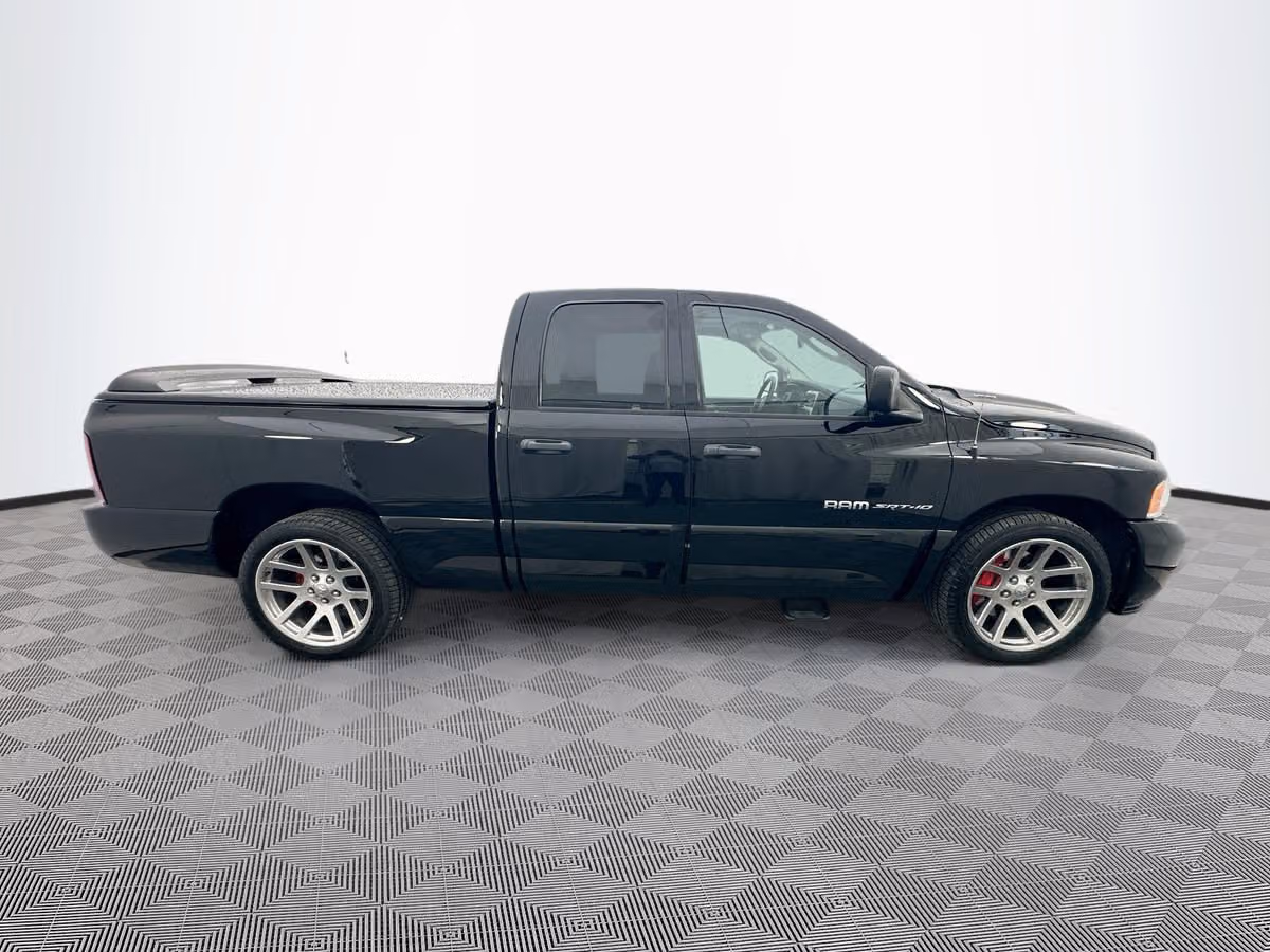 2005 Dodge Ram 1500 SRT-10 Base Quad Cab Image 8