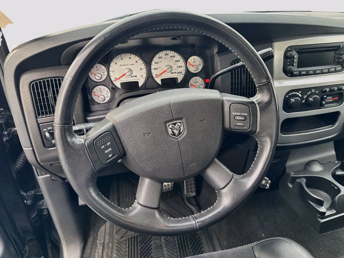 2005 Dodge Ram 1500 SRT-10 Base Quad Cab Image 12