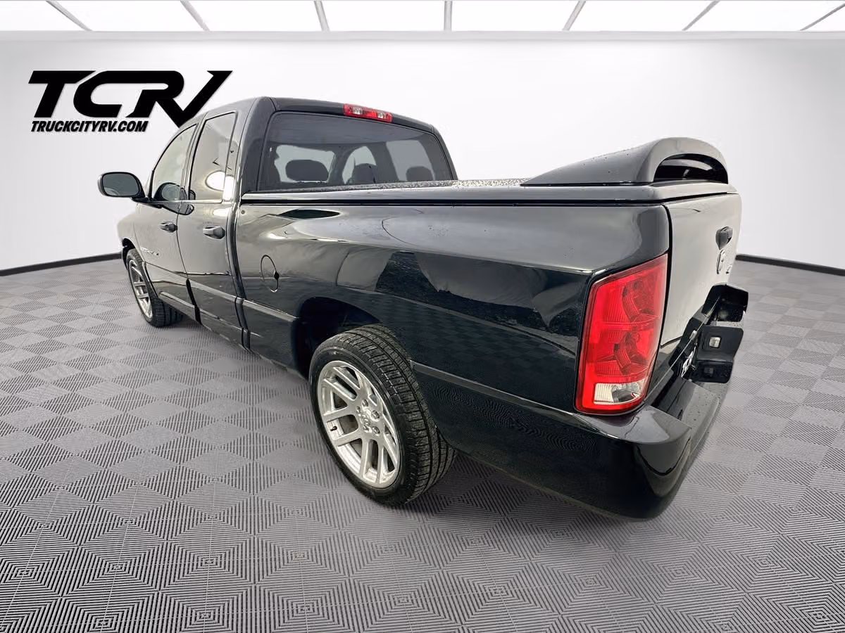 2005 Dodge Ram 1500 SRT-10 Base Quad Cab Image 5