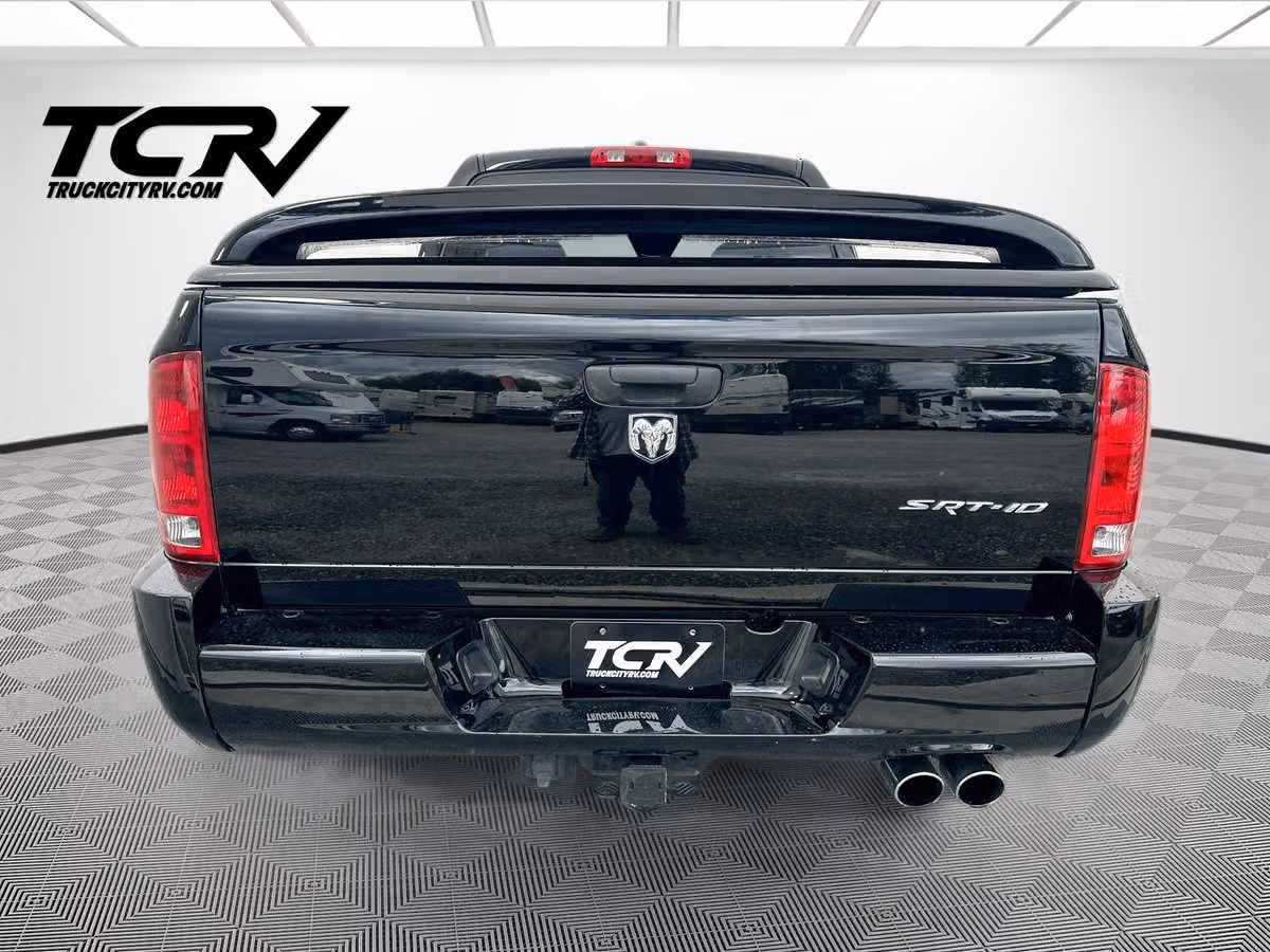 2005 Dodge Ram 1500 SRT-10 Base Quad Cab Image 6