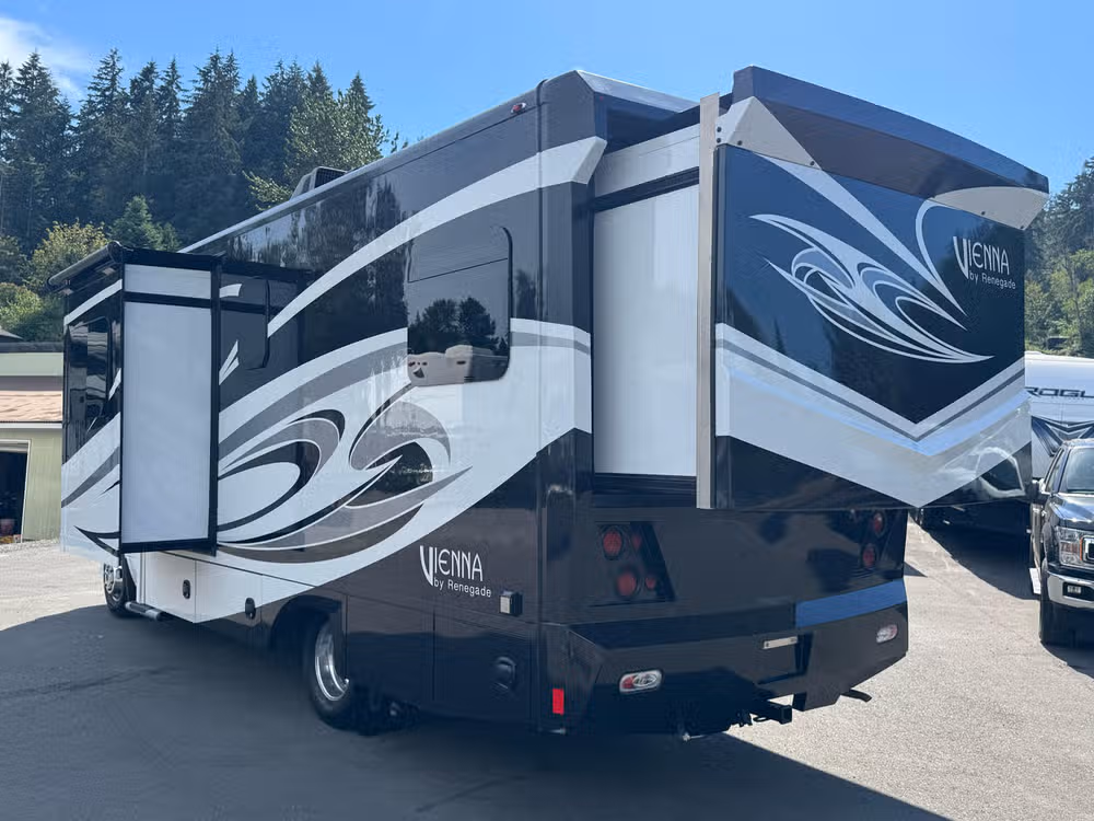 2018 Renegade Vienna Class B Diesel Image 9