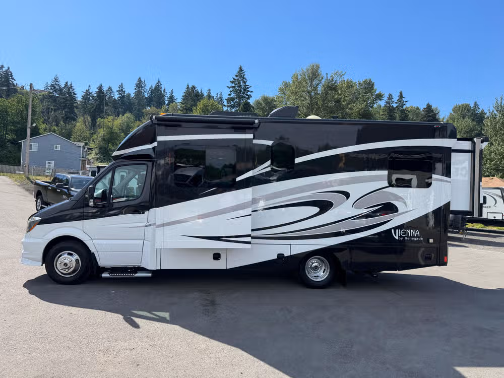 2018 Renegade Vienna Class B Diesel Image 8