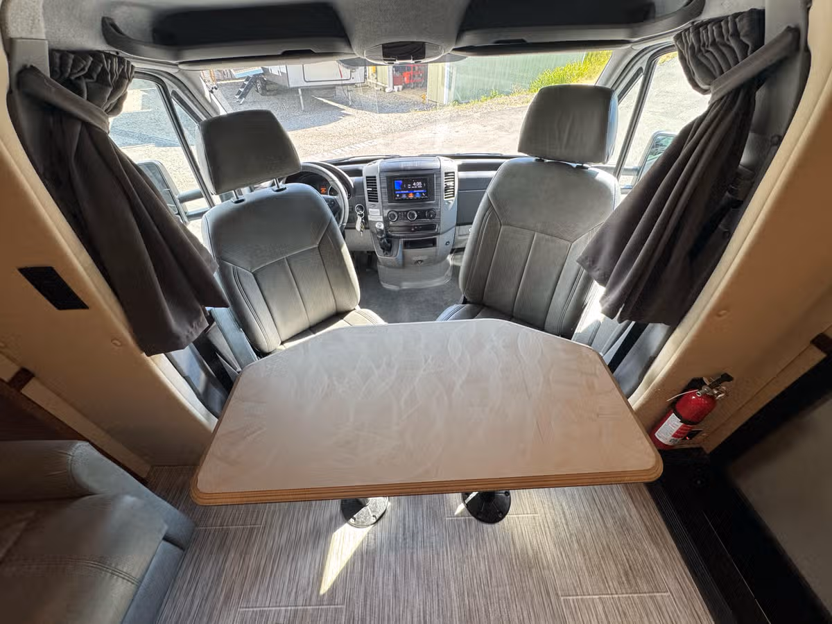 2018 Renegade Vienna Class B Diesel Image 12