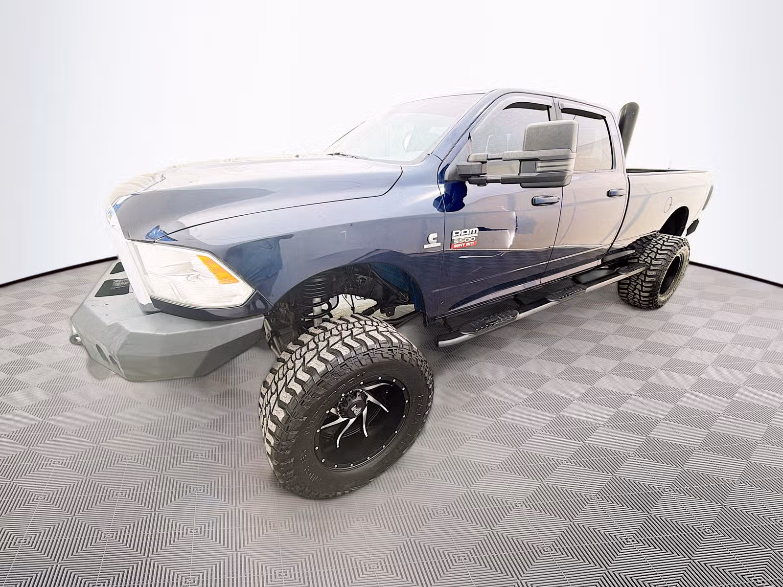2012 Ram 3500 Long bed diesel Lifted 4x4 Upper Image 2