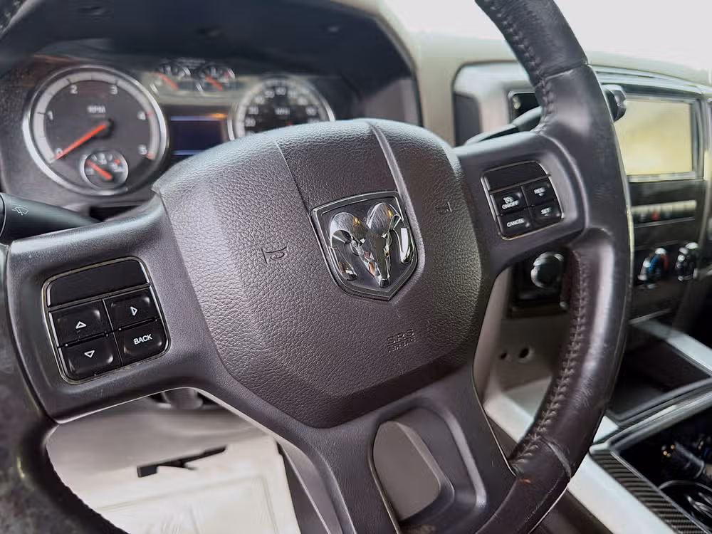 2012 Ram 3500 Long bed diesel Lifted 4x4 Image 11