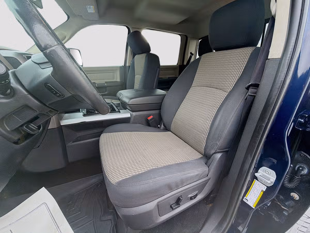 2012 Ram 3500 Long bed diesel Lifted 4x4 Image 10