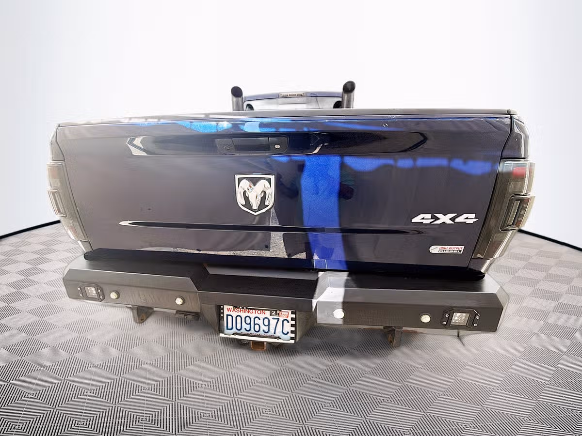 2012 Ram 3500 Long bed diesel Lifted 4x4 Image 5