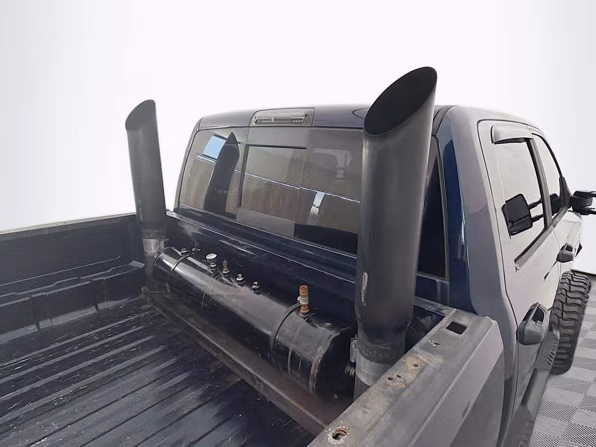 2012 Ram 3500 Long bed diesel Lifted 4x4 Image 25