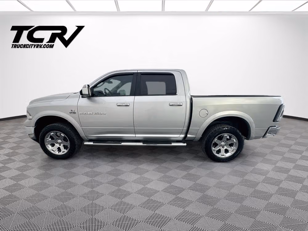 2012 Ram 1500 Laramie Crew Cab Image 4