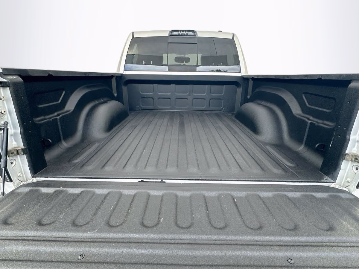 2012 Ram 1500 Laramie Crew Cab Image 25