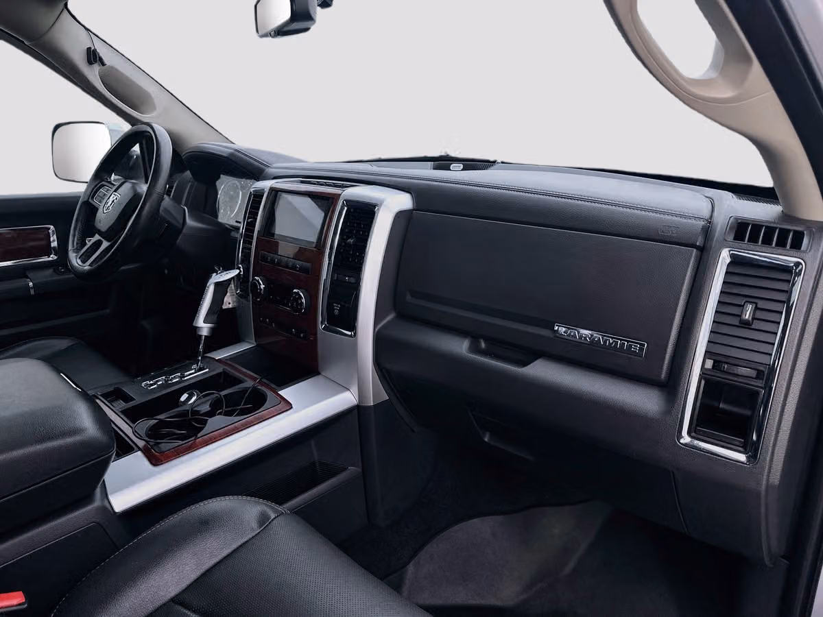 2012 Ram 1500 Laramie Crew Cab Image 28
