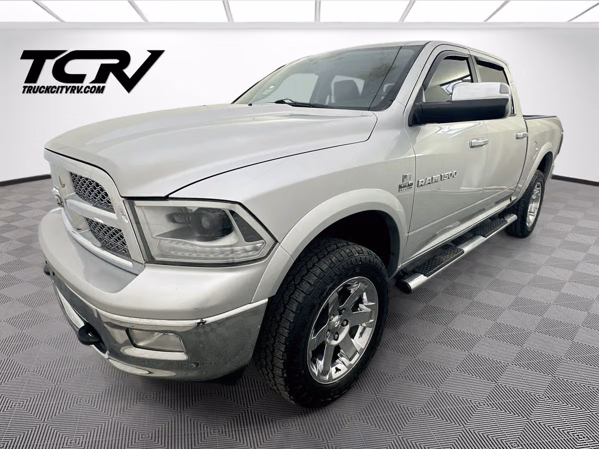2012 Ram 1500 Laramie Crew Cab Image 3