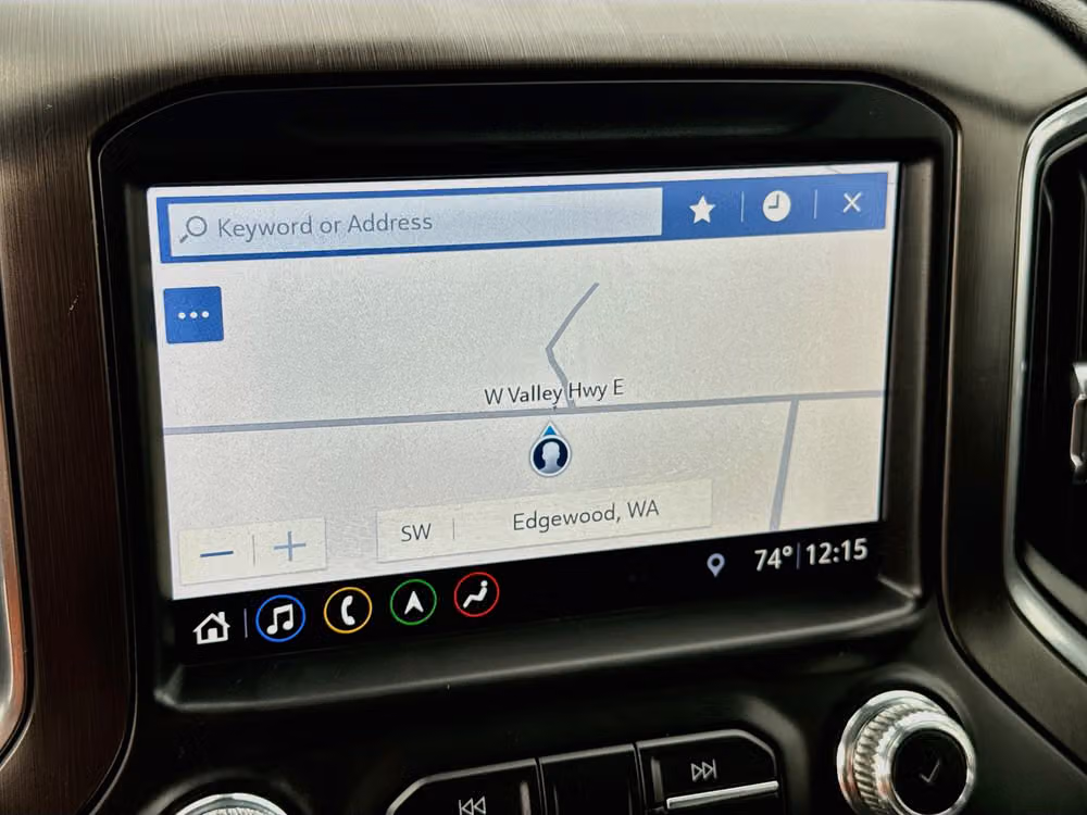 2019 GMC Sierra 1500 AT4 Crew Cab Image 17