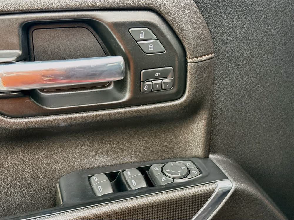 2019 GMC Sierra 1500 AT4 Crew Cab Image 21