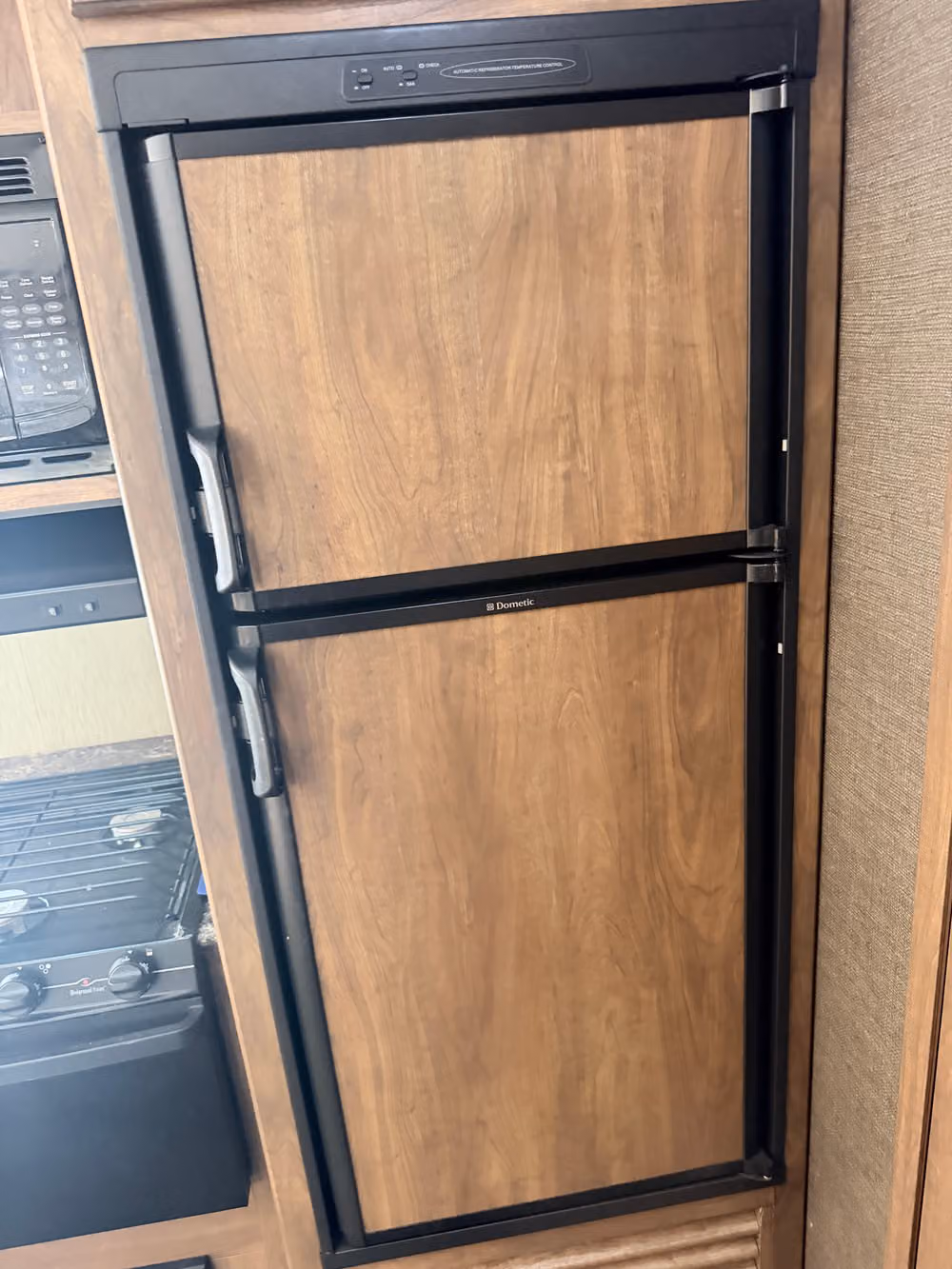 2016 Keystone LAREDO Image 11