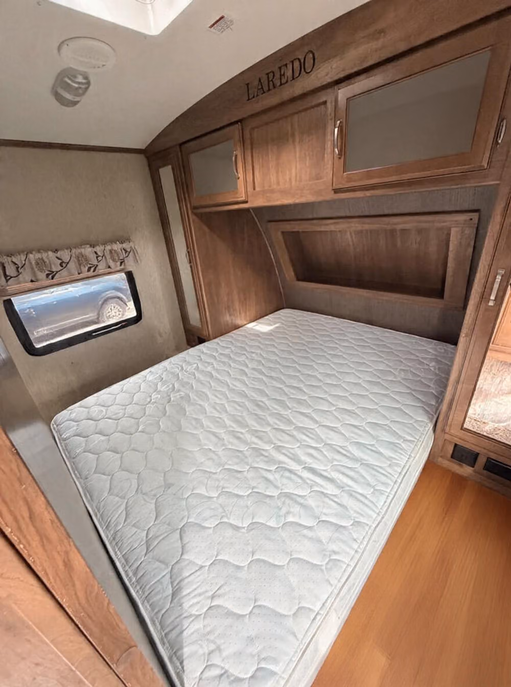 2016 Keystone LAREDO Image 15