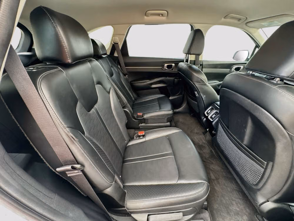 2025 Kia Sorento EX AWD Image 29
