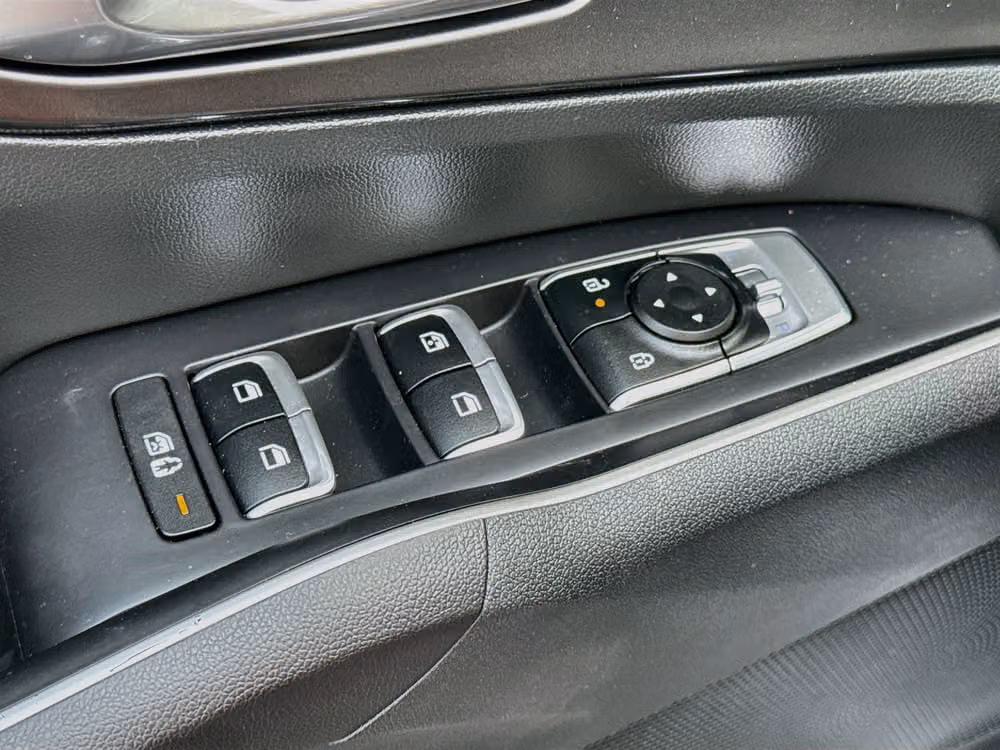 2025 Kia Sorento EX AWD Image 20
