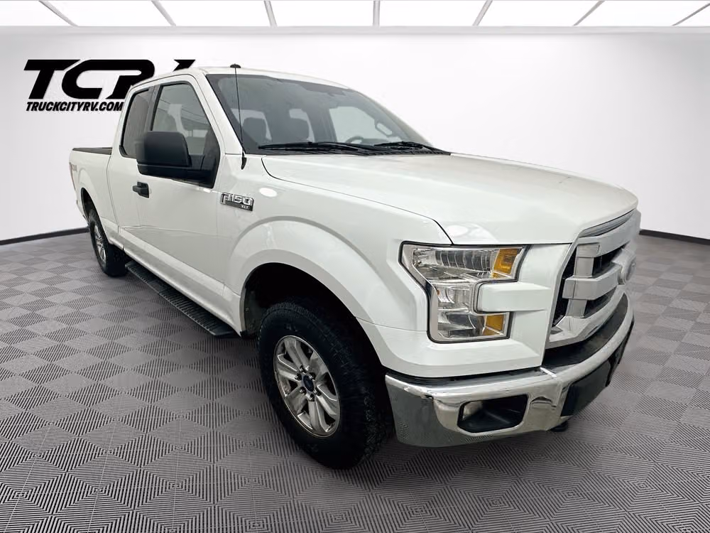 2017 Ford F-150 XLT SuperCab Image 1