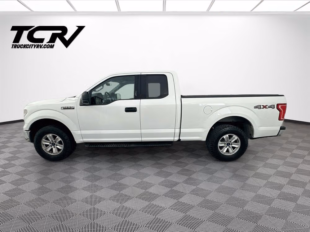 2017 Ford F-150 XLT SuperCab Image 4