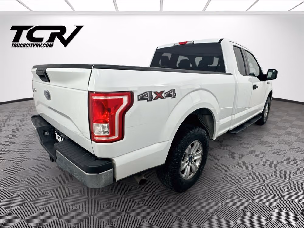 2017 Ford F-150 XLT SuperCab Image 7