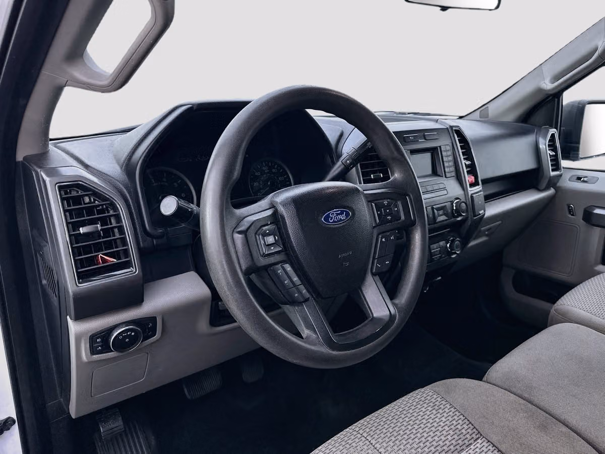 2017 Ford F-150 XLT SuperCab Image 9