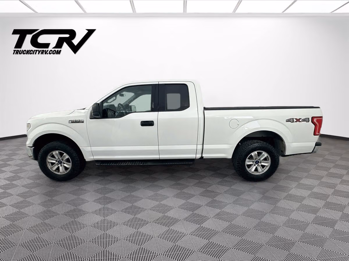 2017 Ford F-150 XLT SuperCab Image 4