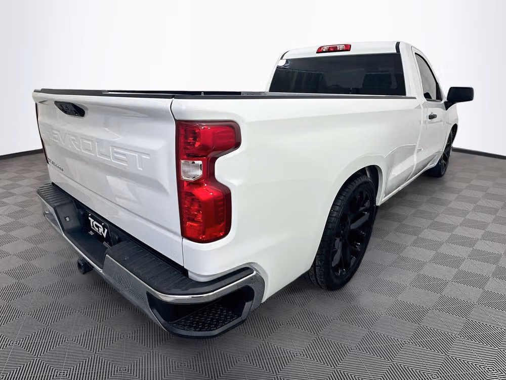 2024 Chevrolet Silverado 1500 Lowered Wheel Tire Image 7
