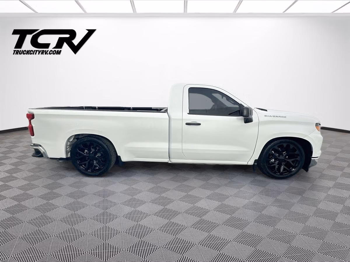 2024 Chevrolet Silverado 1500 Lowered Wheel Tire Image 8
