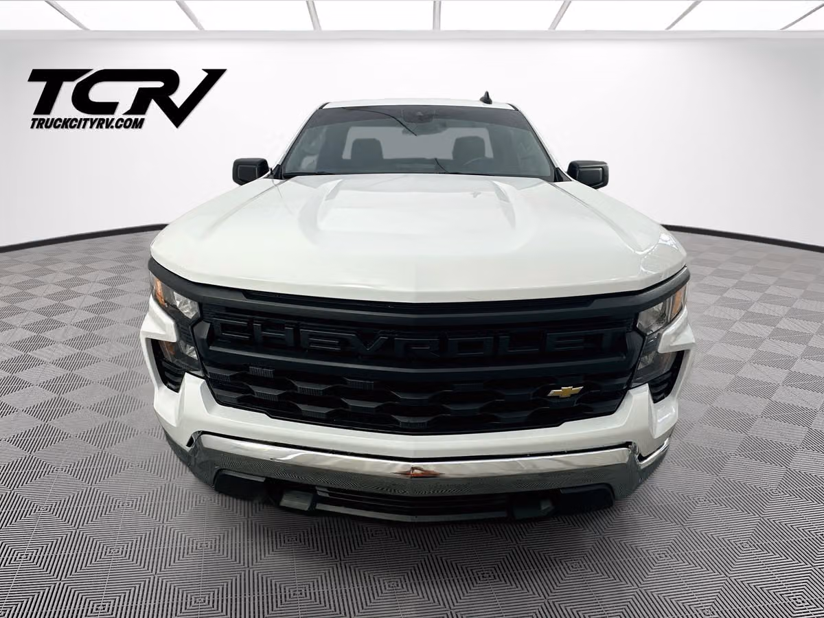 2024 Chevrolet Silverado 1500 Lowered Wheel Tire Image 2
