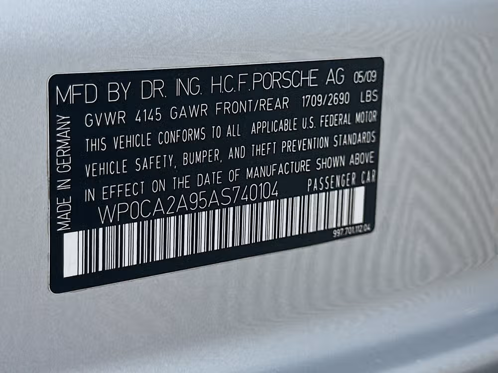 2010 Porsche 911 Carrera 4 Image 32