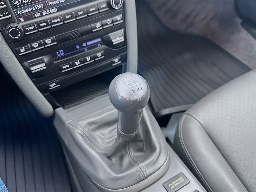 2010 Porsche 911 Carrera 4 Image 18