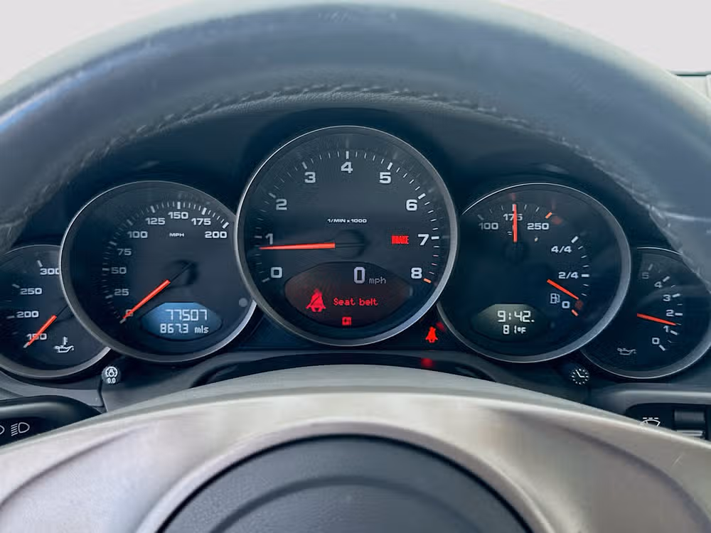 2010 Porsche 911 Carrera 4 Image 13