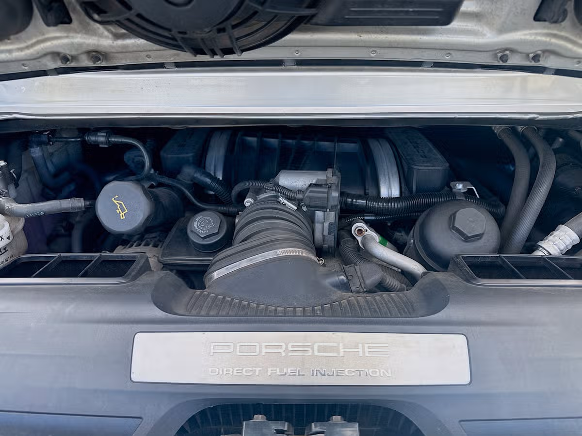 2010 Porsche 911 Carrera 4 Image 30