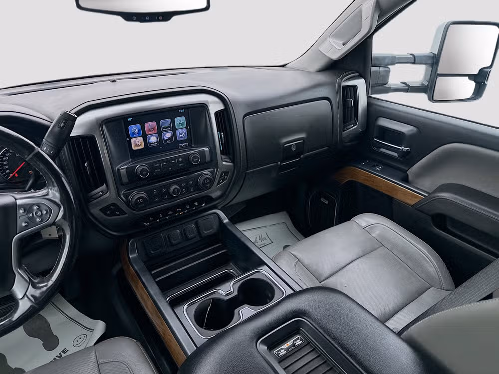 2018 Chevrolet Silverado 2500HD LTZ Crew Cab Image 23