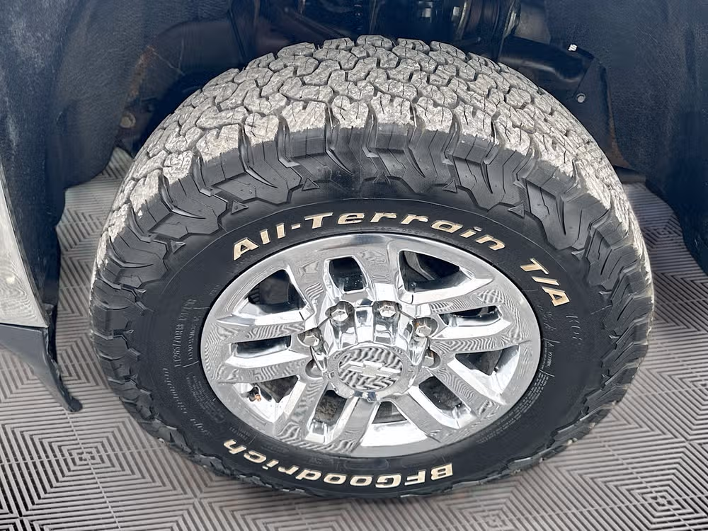 2018 Chevrolet Silverado 2500HD LTZ Crew Cab Image 29