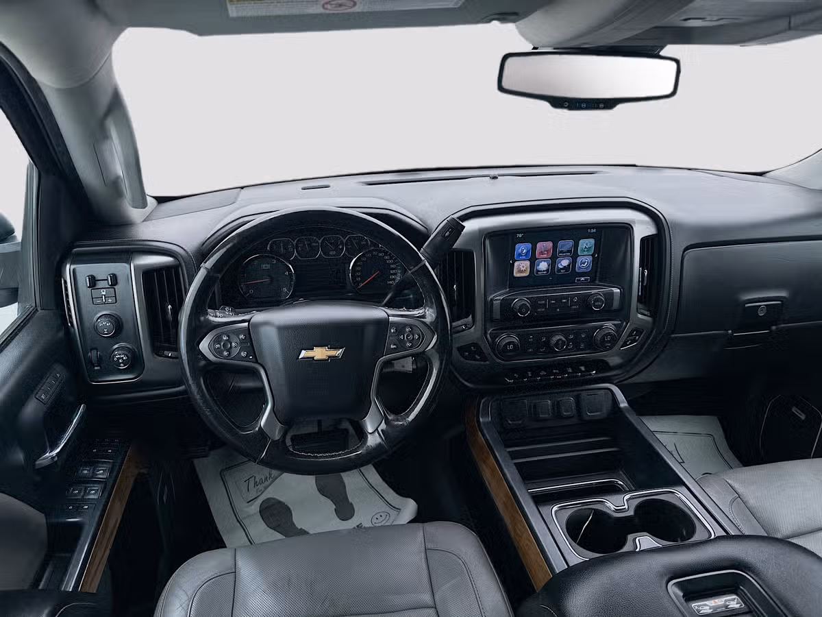 2018 Chevrolet Silverado 2500HD LTZ Crew Cab Image 22