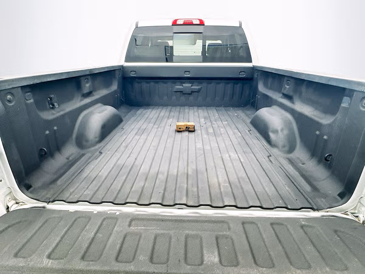 2018 Chevrolet Silverado 2500HD LTZ Crew Cab Image 24