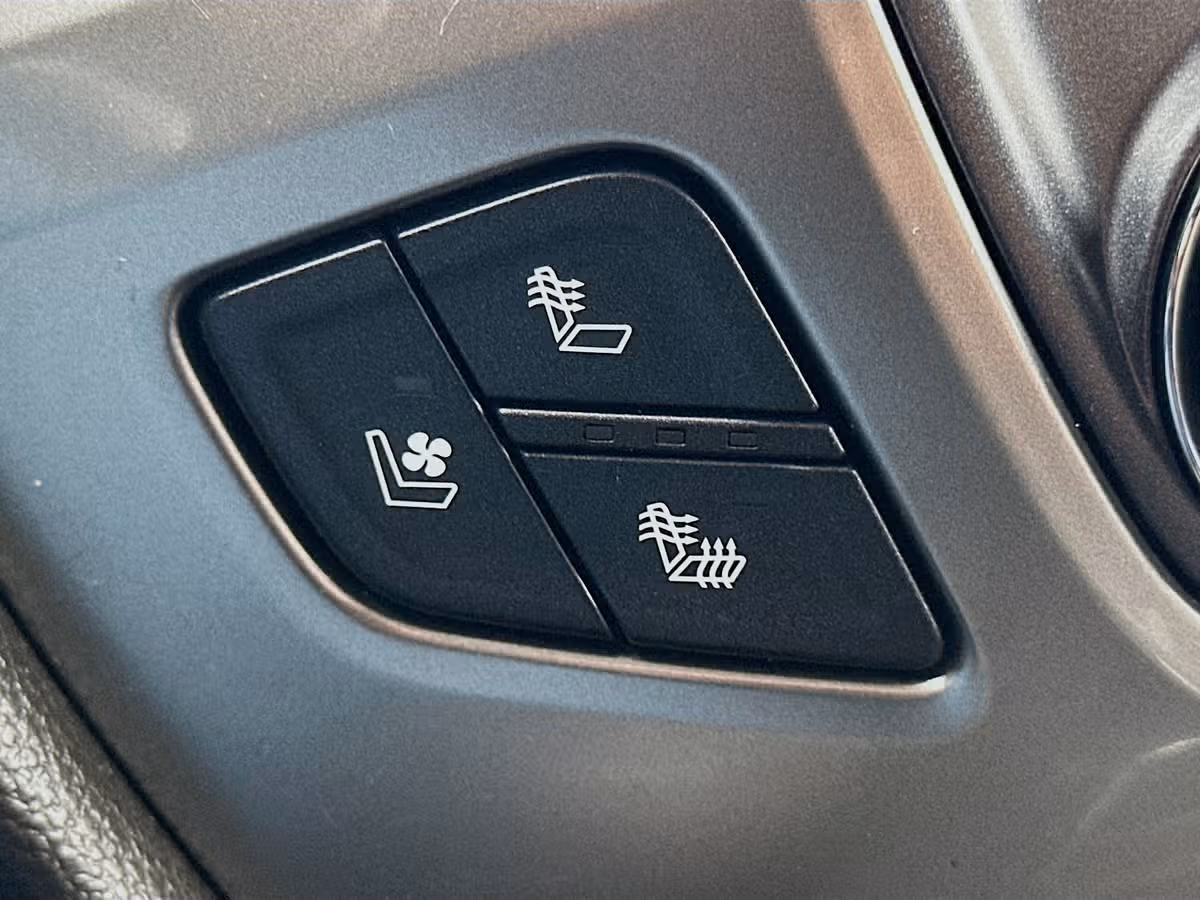 2018 Chevrolet Silverado 2500HD LTZ Crew Cab Image 20