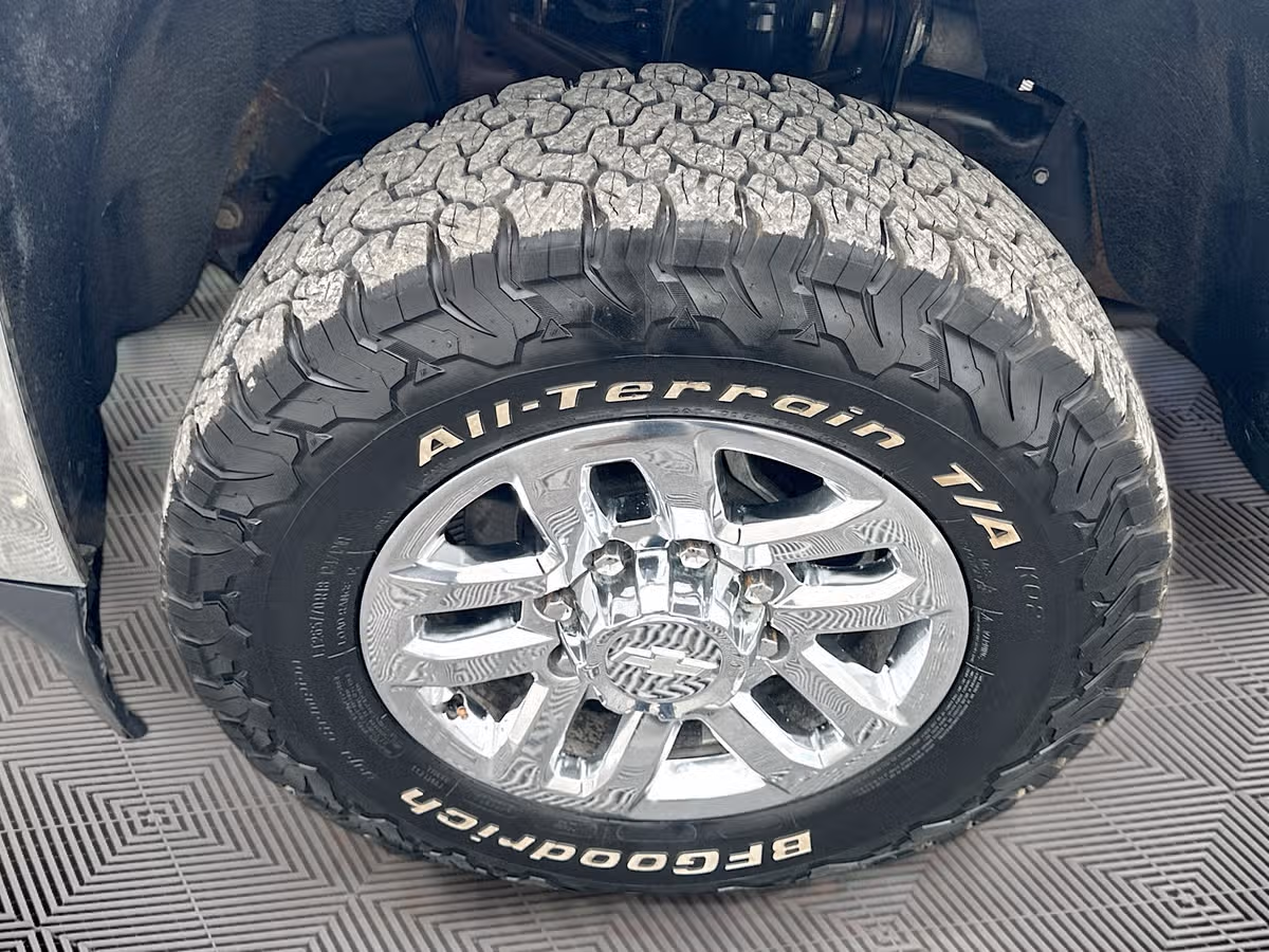 2018 Chevrolet Silverado 2500HD LTZ Crew Cab Image 29