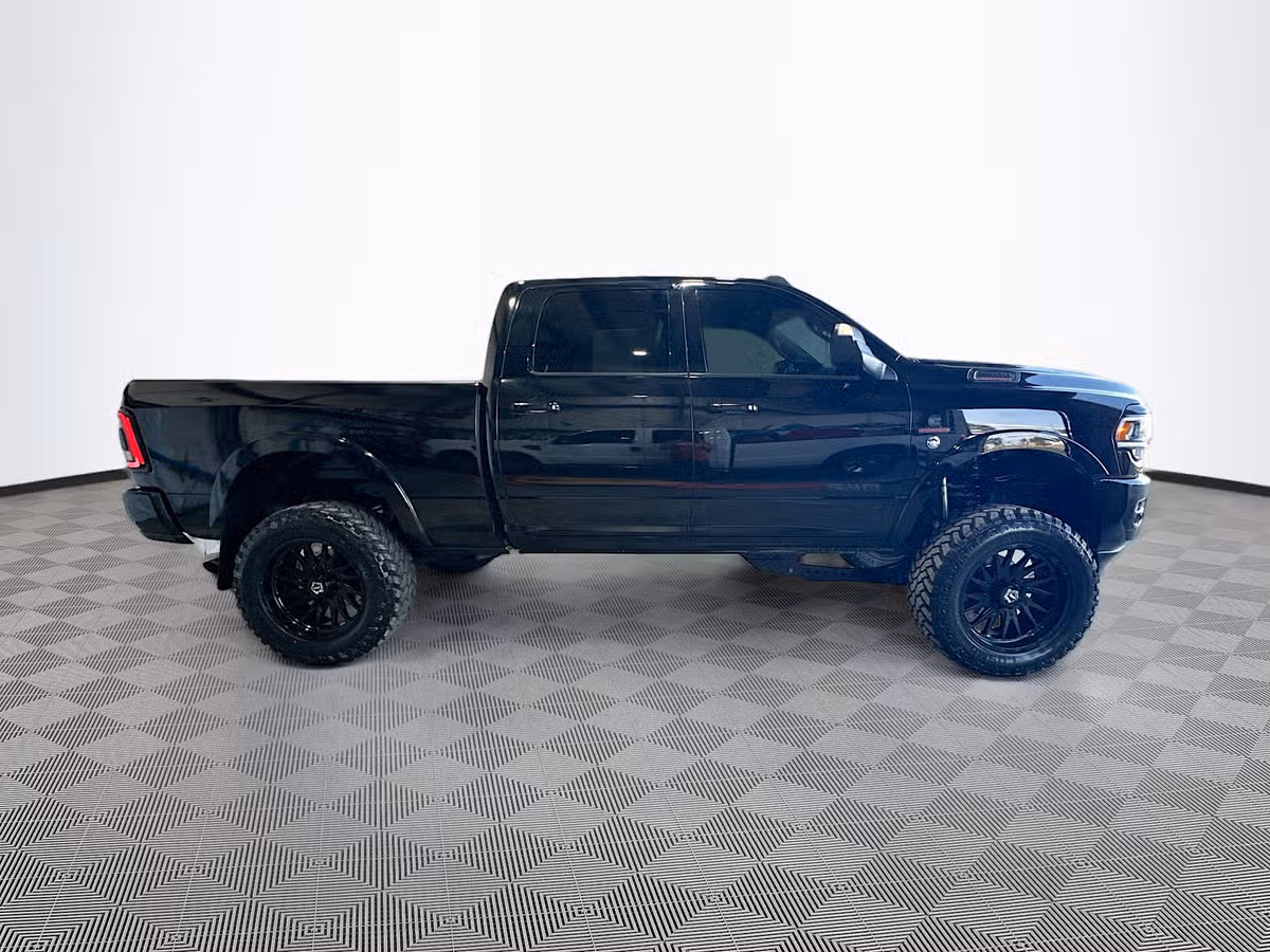 2021 Ram 2500 Laramie Crew Cab Diesel Lifted Image 8
