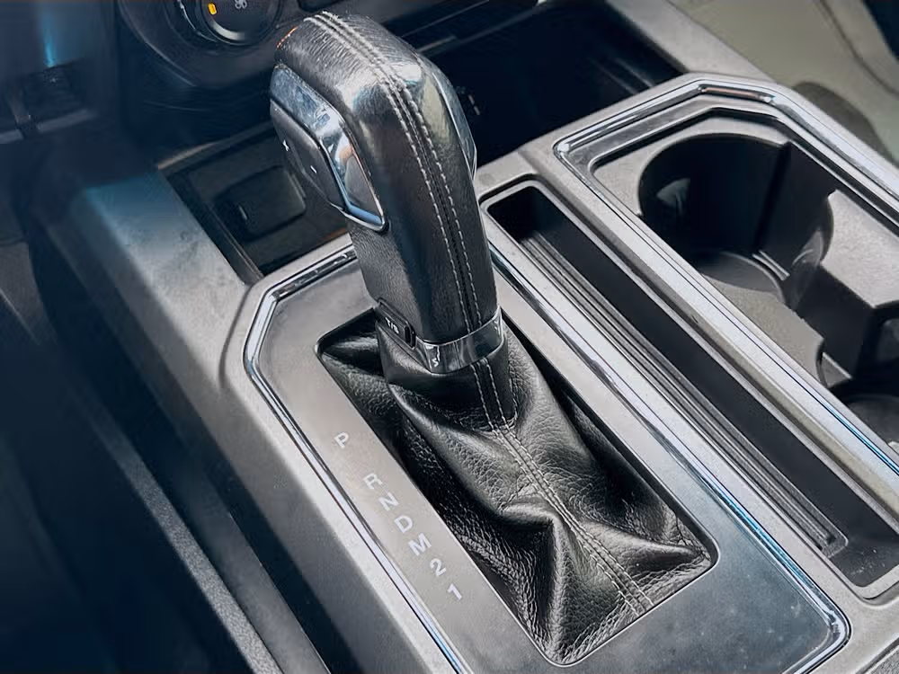 2015 Ford F-150 XLT SuperCrew Image 17
