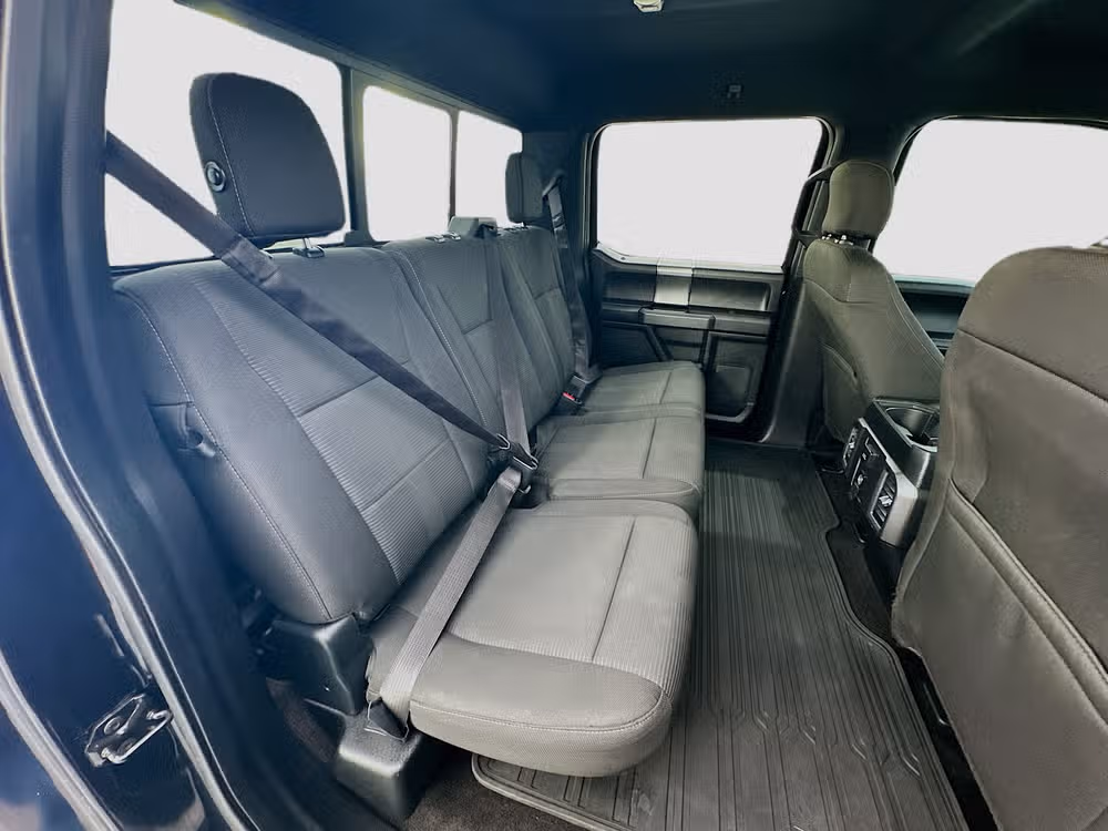2015 Ford F-150 XLT SuperCrew Image 25