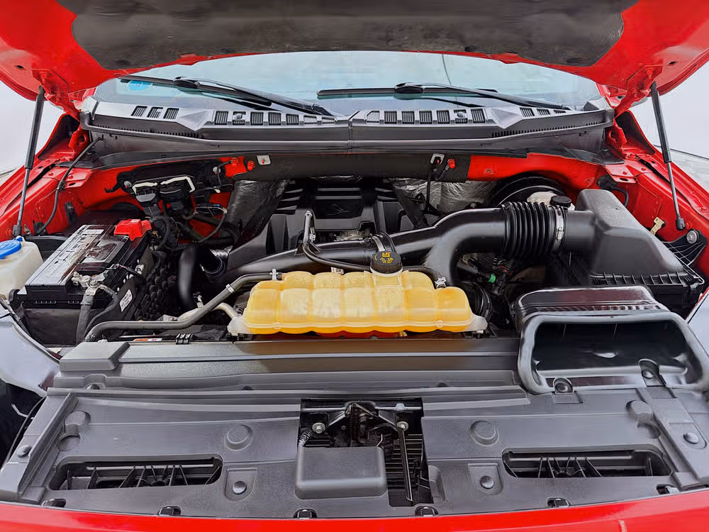 2015 Ford F-150 XLT SuperCrew Image 29
